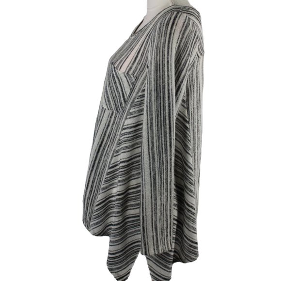 Verve Ami White Black Stripe High Low Oversized Pull-Over Sweater, Size … - Picture 5 of 6